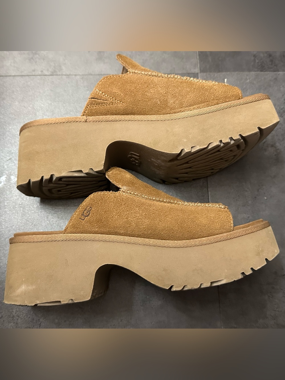 UGG platform sandals - Picture 2 of 10